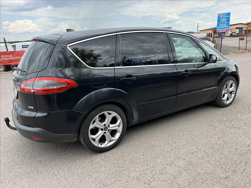 Ford S-MAX 2,0 TDCi 7.MÍST KLIMA 2x KOLA - fotka 5 z 41
