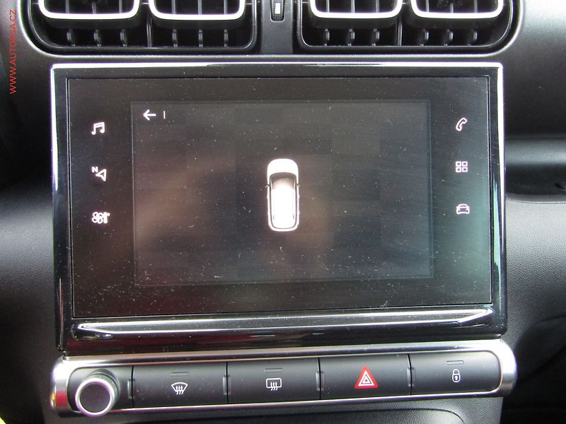 Citroën C3 Aircross (2019) 1.2PT, Shine, navi, panor - fotka 18 z 19