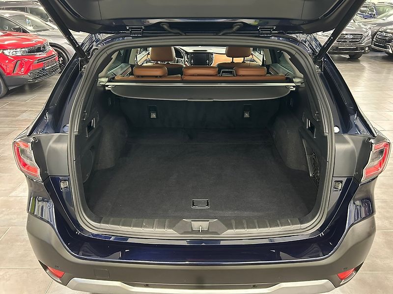 Subaru Outback (2021) 2.5 TOURING 2022 | Záruka - fotka 22 z 69