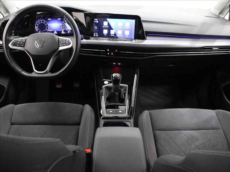 Volkswagen Golf 1,5 TSi 110kW Style 45tkm. ČR - fotka 8 z 24