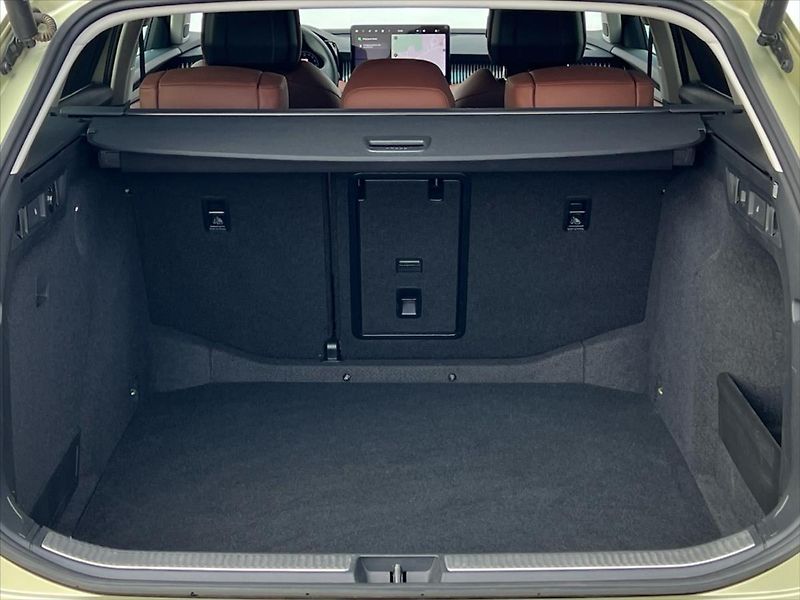 Škoda Superb 2,0 TDi 142kW 7DSG 4x4 L&K - fotka 11 z 36