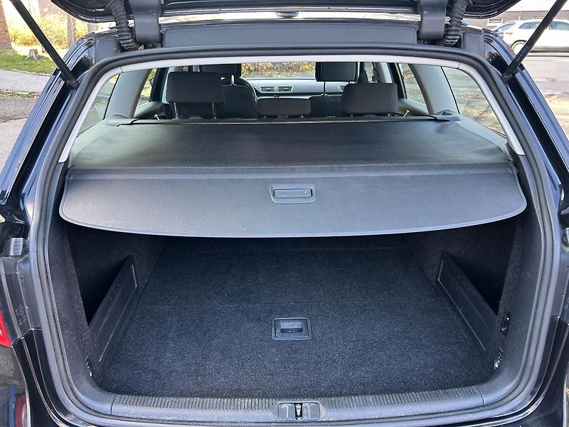 Volkswagen Passat (2011) 1,4TSi Variant Comfortline - fotka 44 z 57