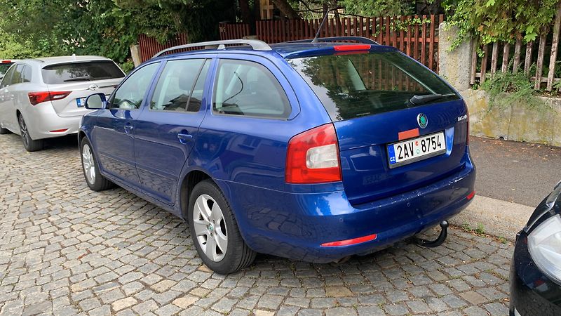 Škoda Octavia (2012) Octavia II, 1.6 TDi - fotka 2 z 10
