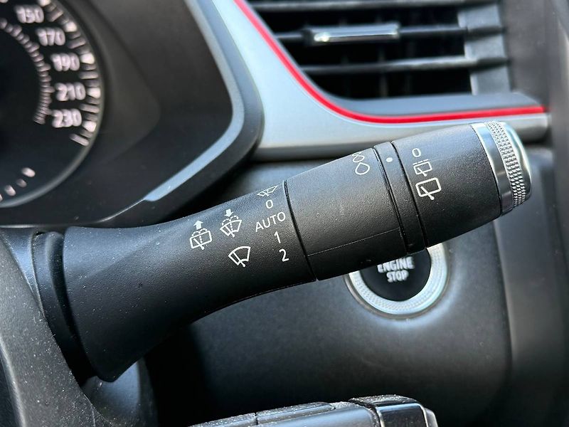 Renault Captur (2020) 1.0 TCe 74 kW Intens - fotka 20 z 23