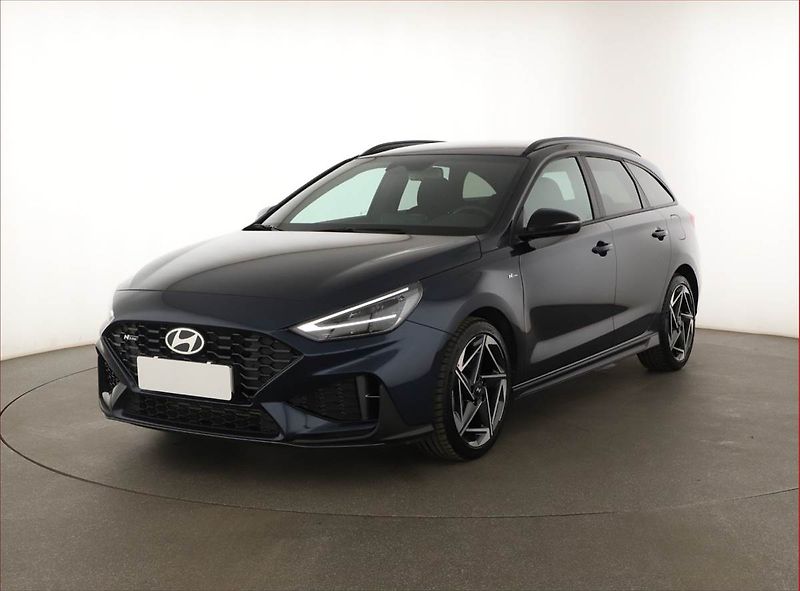 Hyundai i30 (2025) 1.5 T-GDI MHEV 48V, N-Line - fotka 2 z 18