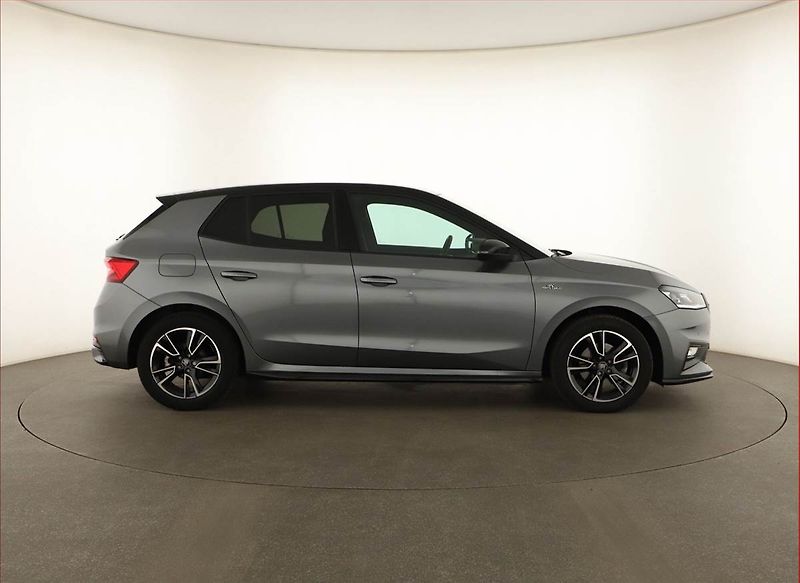 Škoda Fabia (2025) 1.0 TSI, Monte Carlo, FullLed - fotka 6 z 20