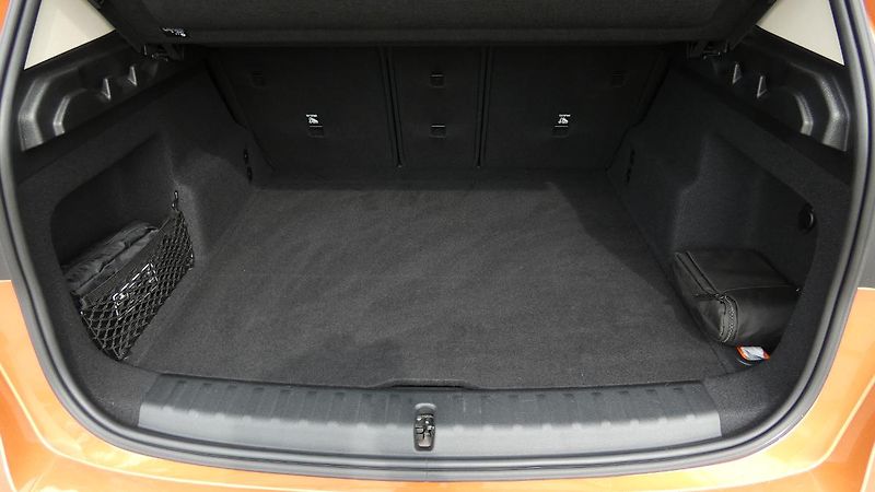 BMW X1 sDrive 18i - fotka 19 z 22