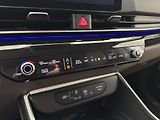 Kia Carnival 2.2d*AT*145kw*9-mist*DPH* - náhled 33