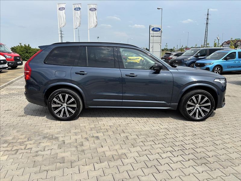 Volvo XC90 2,0 B5 AWD Plus Dark - fotka 6 z 46