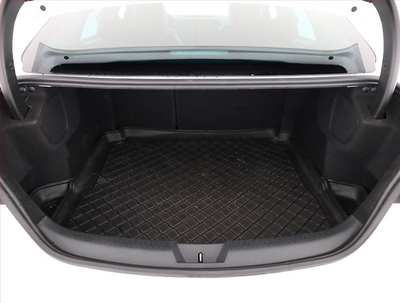 Renault Mégane (2020) 1.3 TCe, Kůže, Tempomat - fotka 17 z 18