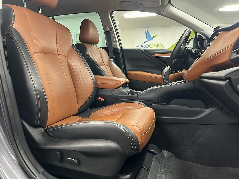 Subaru Outback (2023) 2.5 TOURING 2023 | Záruka - fotka 35 z 59
