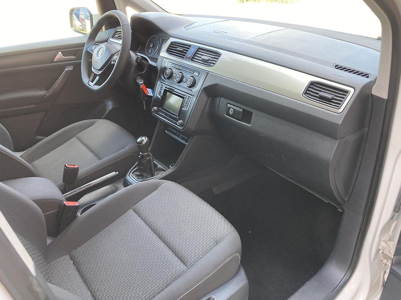 Volkswagen Caddy (2016) 2.0TDi MAXi 7míst 4motion - fotka 18 z 18