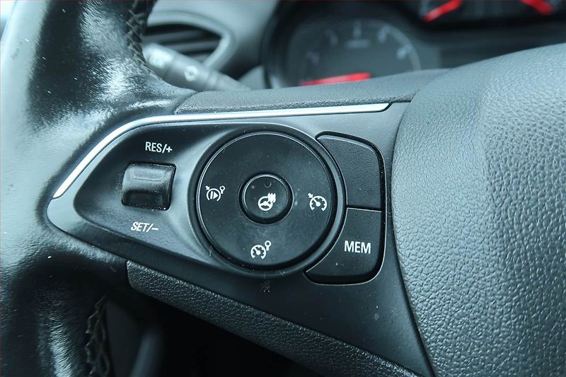Opel Crossland X (2019) Enjoy 1.2 Turbo, Automat - fotka 17 z 19