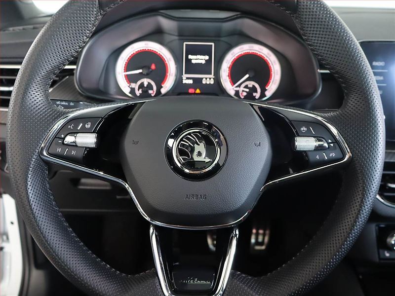 Škoda Kamiq (2022) Monte Carlo 1.5 TSI - fotka 16 z 23