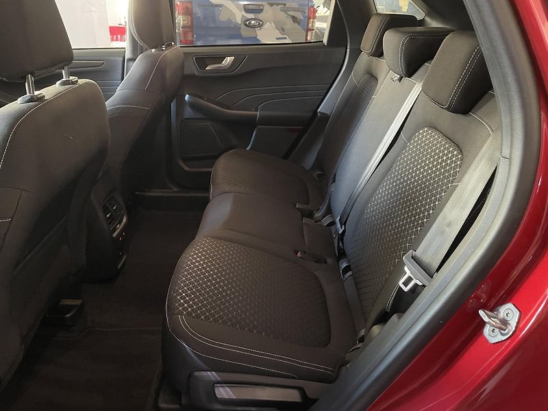 Ford Kuga (2024) Titanium 1.5 EcoBoost 110kW - fotka 29 z 30