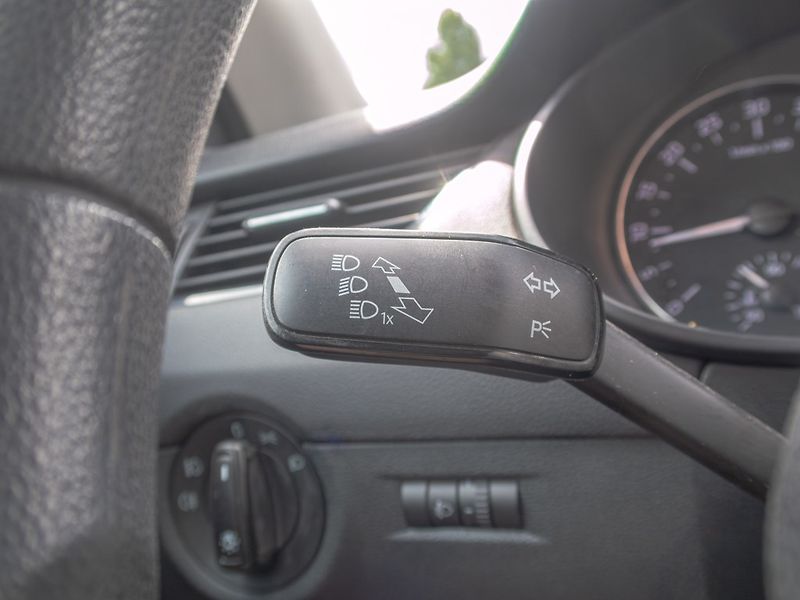 Škoda Octavia (2015) ČR 1.6TDI 66KW – PO SERVISU - fotka 13 z 37