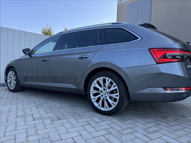 Škoda Superb 2,0 TDI DSG STYLE 1.maj. ČR - fotka 19 z 50