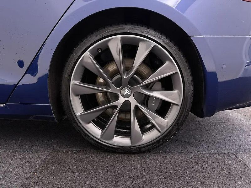 Tesla Model S 100D AWD 386kW SOH 88% - fotka 14 z 15