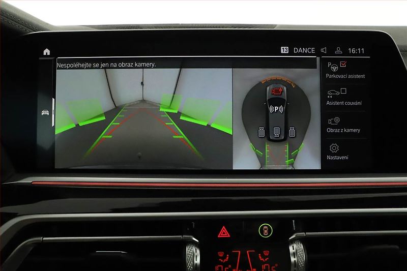 BMW X7 (2022) xDrive40d - fotka 15 z 30