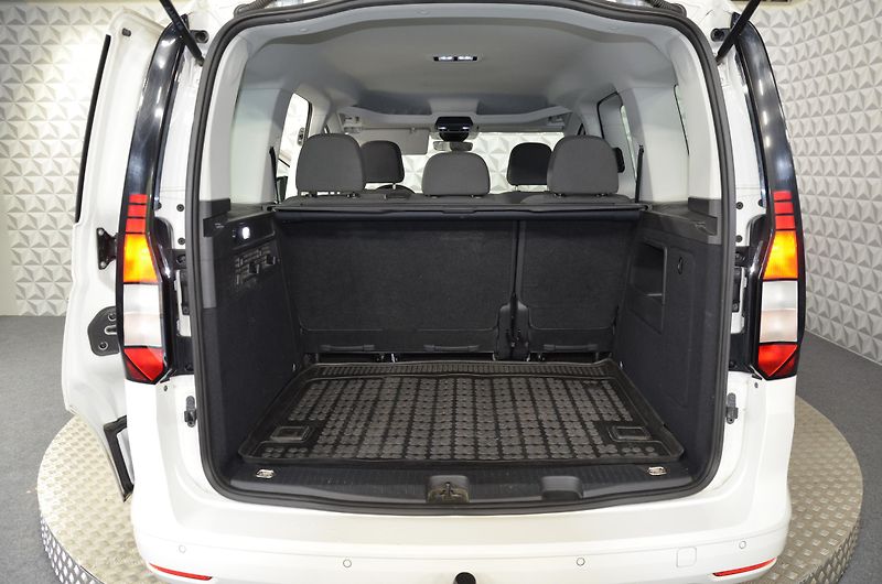 Volkswagen Caddy (2023) 2.0TDI 75 Life 5d - fotka 19 z 19