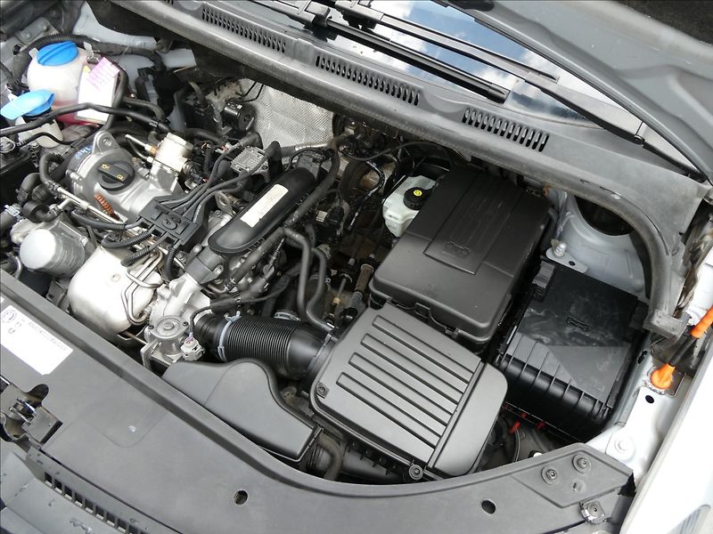 Volkswagen Golf Plus 1,2 TSi 77kW,STYLE,po servise - fotka 36 z 39