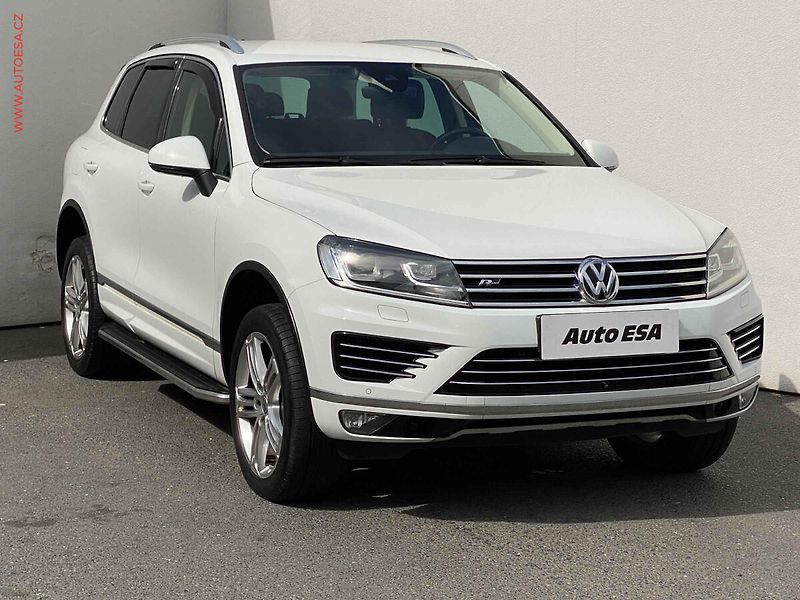 Volkswagen Touareg (2017) 3.0TDi 4x4, ČR, AT, navi - fotografie inzerátu