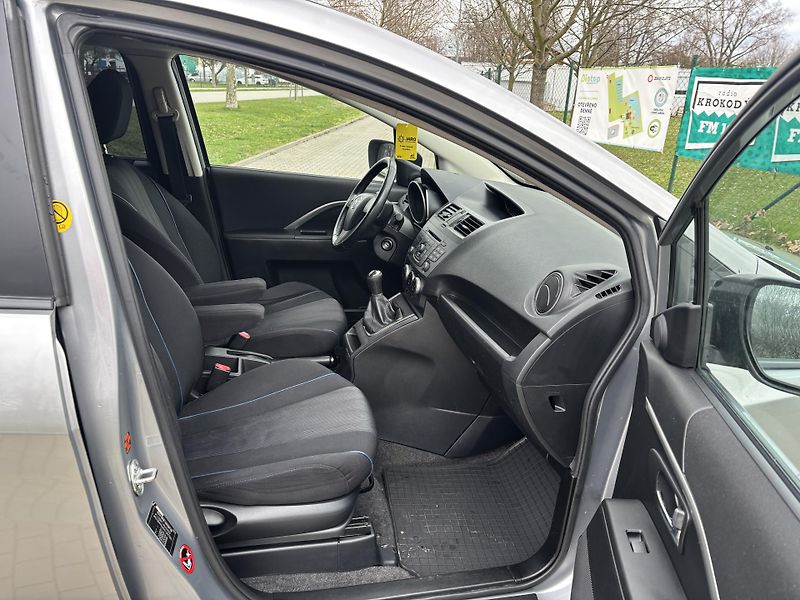 Mazda 5 2.0 Center-Line - fotka 19 z 28