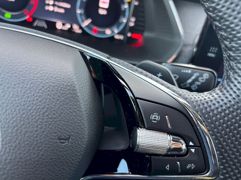 Škoda Octavia (2023) 1.5 TSI 110kW DSG Style Plus - fotka 12 z 35