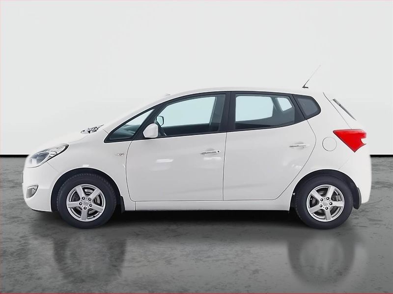Hyundai ix20 (2011) 1.4 CRDi, Vyhř. sedaček - fotka 3 z 16