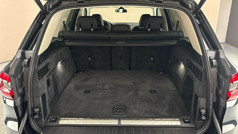 BMW X5 45e AUT xDrive - fotka 17 z 33
