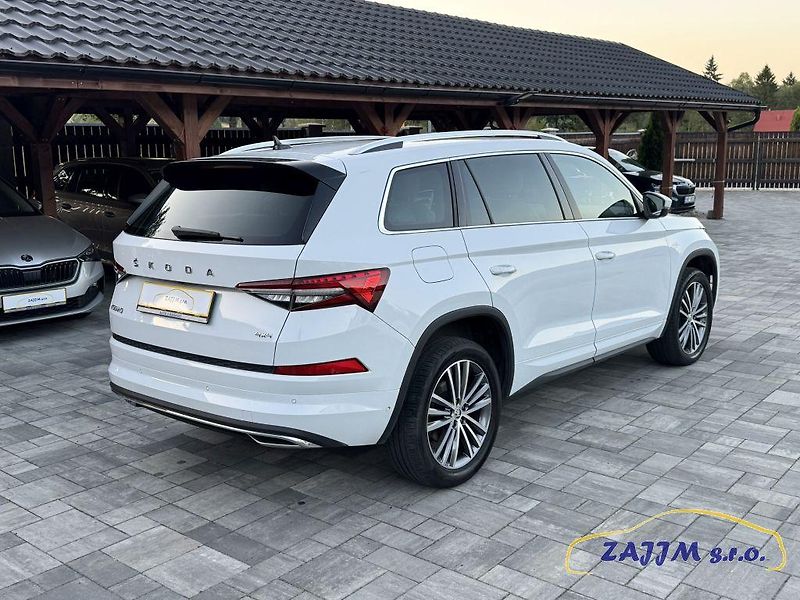 Škoda Kodiaq L&K 2.0TSi 140kw 4x4 + Webasto - fotka 4 z 50
