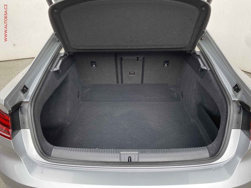 Volkswagen Arteon (2017) 2.0 TDi, Elegance, DSG, šíbr - fotka 7 z 20