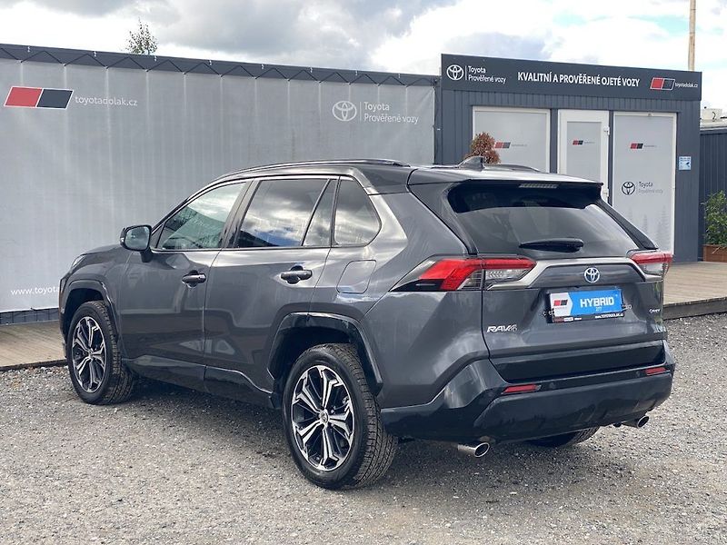 Toyota RAV4 2.5Plug-in, ČR, Selection, 4x4 - fotka 5 z 16