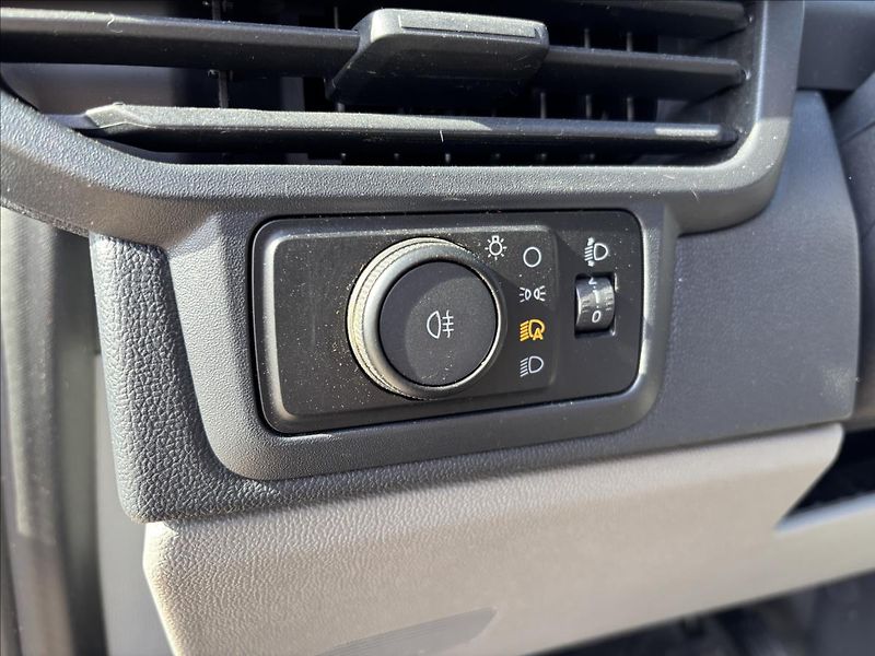 Ford Transit Custom 2,0 EcoBlue 100kW  L1 - fotka 22 z 34