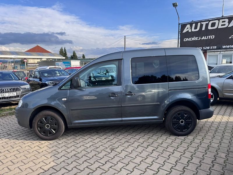 Volkswagen Caddy (2009) 1,9 TDI 77 KW 2X ŠOUPAČKY STK - fotka 2 z 45