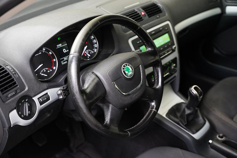 Škoda Octavia - fotka 14 z 21