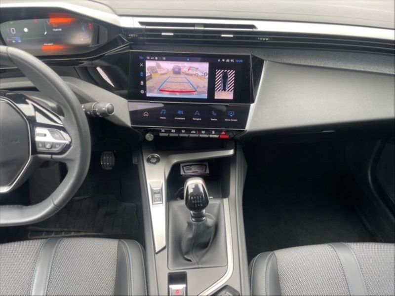 Peugeot 308 1,2 PT 130 Allure - fotka 10 z 11