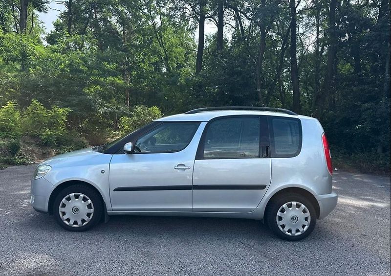 Škoda Roomster (2008) 1.4 / 63kW - fotka 7 z 16