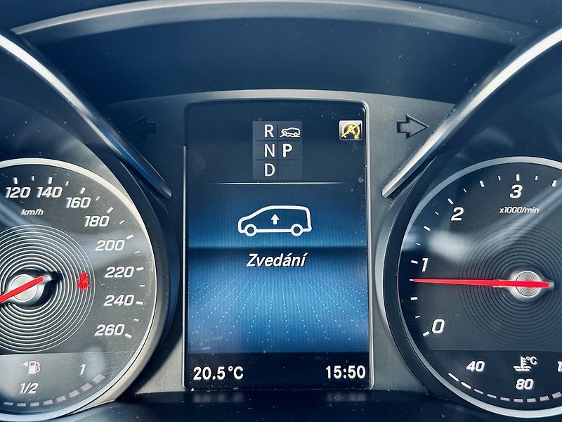 Mercedes-Benz Třídy V (2021) V 220d AVG 4M AIRMATIC - fotka 29 z 31