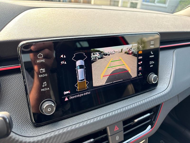 Škoda Kamiq 1,0TSi 85kW MONTE CARLO DSG - fotka 15 z 30