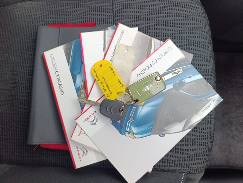 Citroën C3 Picasso 1,6 HDi Automat .Aut klima Alu - fotka 33 z 33