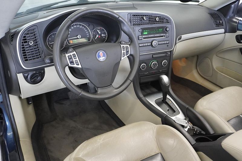 Saab 9-3 9-3 2,0T AUT. - fotka 14 z 34