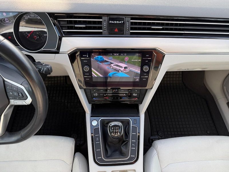 Volkswagen Passat Variant (2021) ELEGANCE 2.0TDI 110kW CZ DPH - fotka 10 z 11