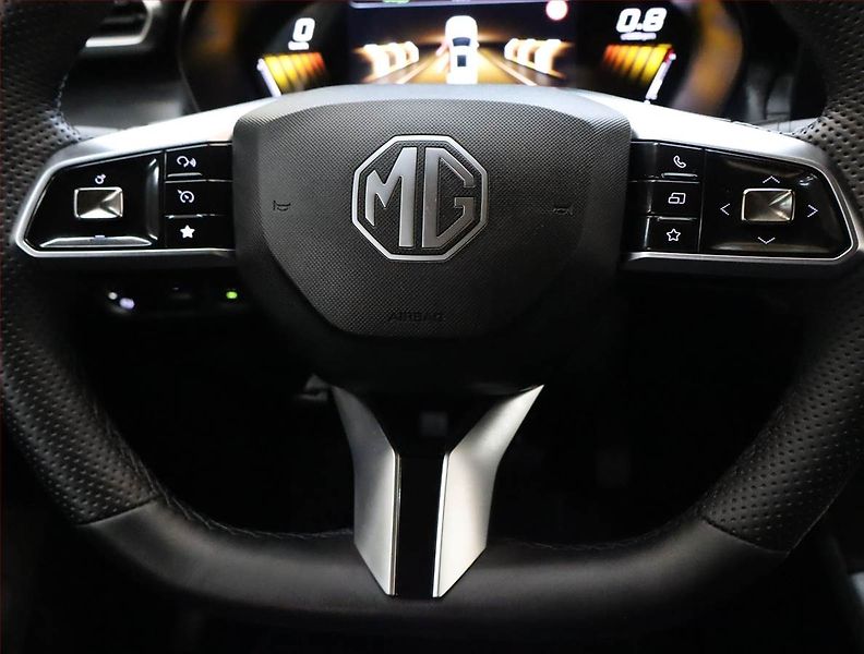 MG ZS (2025) 1.5 i, Elegance, Navigace - fotka 19 z 20