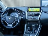 Lexus NX 300h (2020) 2.5 Hybrid AWD adaptív, Navi - náhled 9
