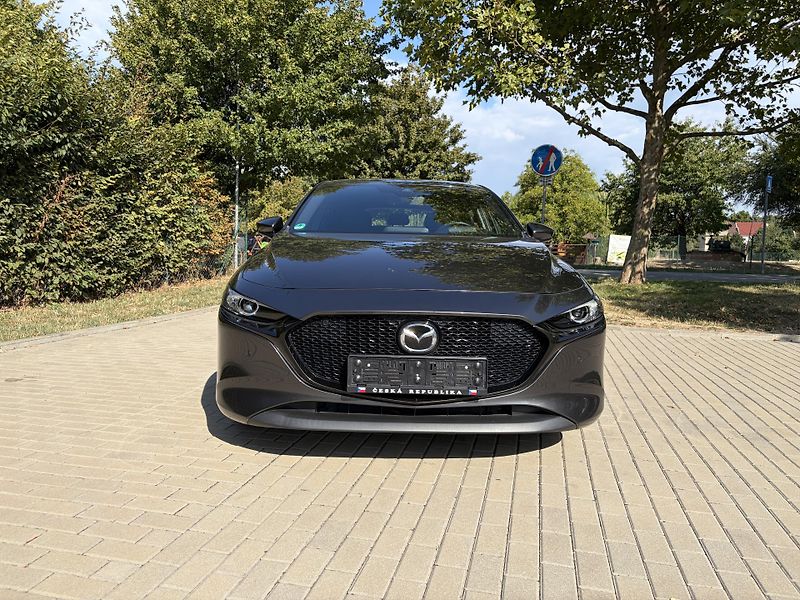 Mazda 3 2.0 Skyactiv-G Mild-Hybrid  - fotka 16 z 30