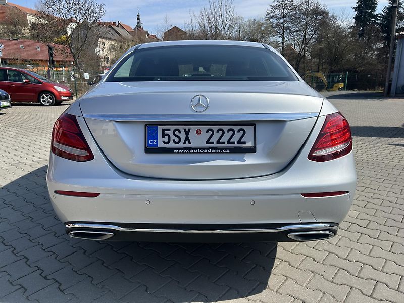 Mercedes-Benz Třídy E E 350d 190kW nové v ČR 58639km - fotka 16 z 61