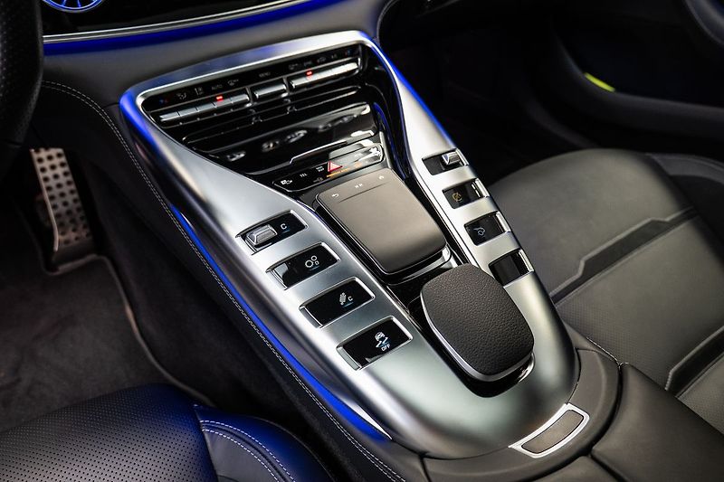 Mercedes-Benz AMG GT 63 4MATIC+ - fotka 16 z 25