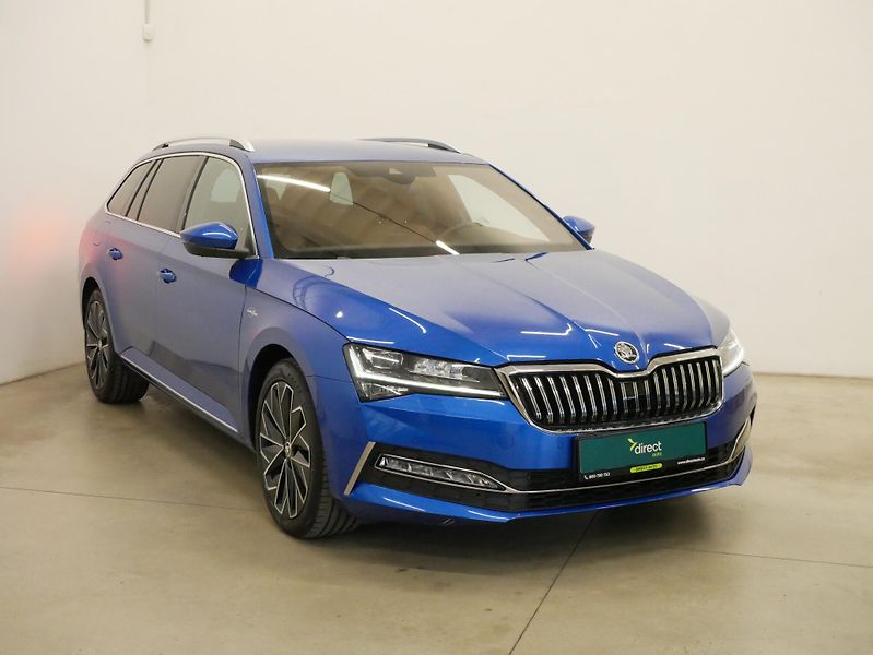 Škoda Superb - fotka 8 z 30