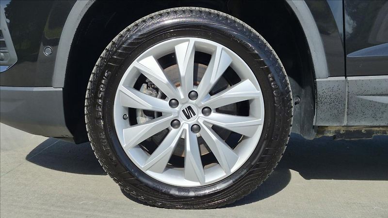 Seat Ateca 2,0 TDi 110 Kw Style DSG DPH - fotka 27 z 27